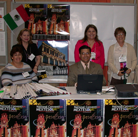 The MEXTESOL team enthusiastically promoted their upcoming Zacatecas convention!