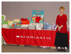Dianne Criswell, publishers rep, Scholastic booth at KATESOL 2004 (Photo credit: Judy Pape)
